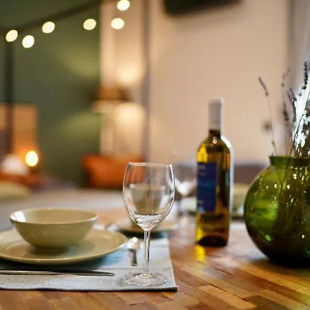 アパート Edler Wohnraum Luxurioeses Im Zentrum Mit Balkon, Kaffeevollautomat, Klima & Parkplatz