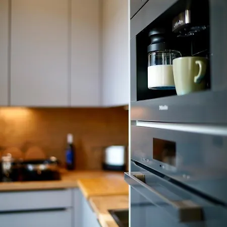 Edler Wohnraum Luxurioeses Im Zentrum Mit Balkon, Kaffeevollautomat, Klima & Parkplatz *